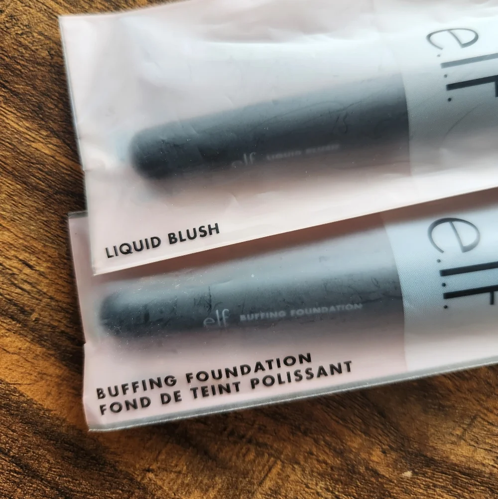 ELF Makeup Brushes (Set Of 2)